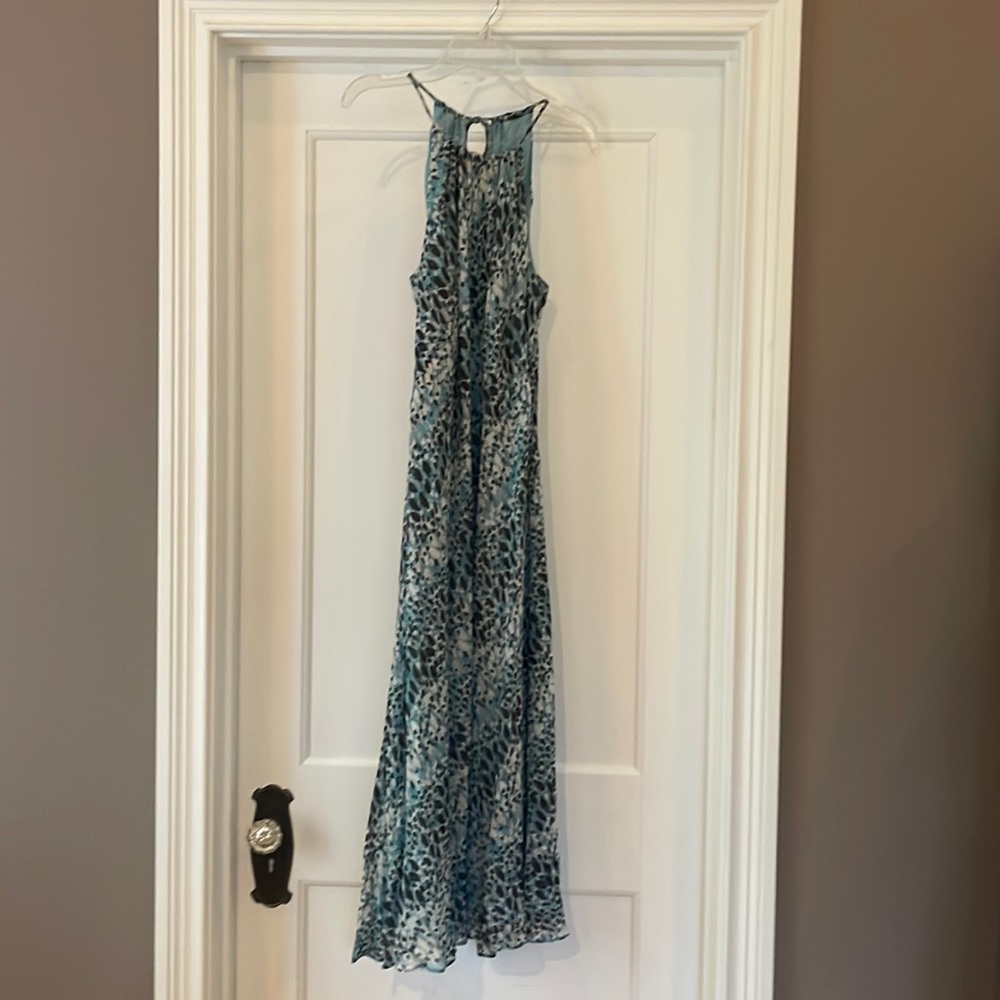 Variations of blue, patterned 2- piece dress